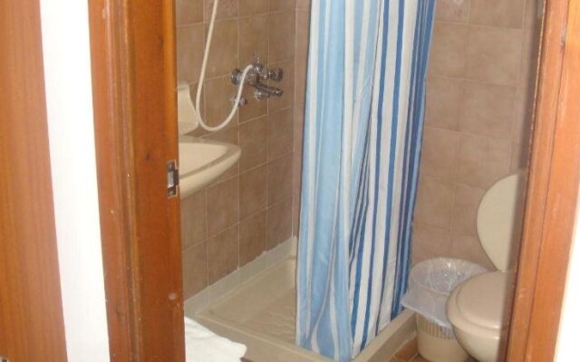 Hotel Omiros
