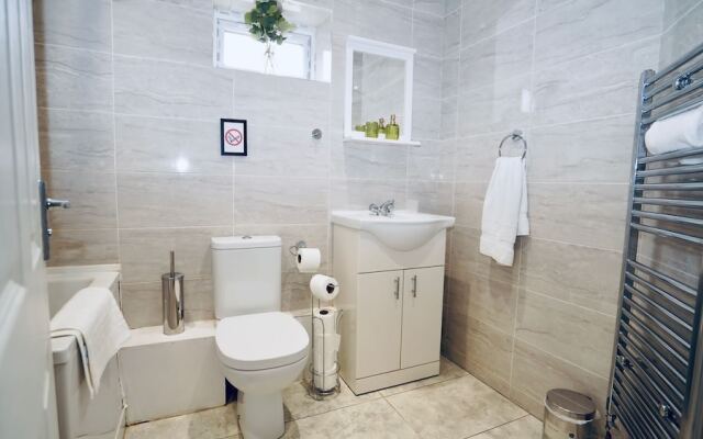 Unique & Luxurious 2bed Apartment London