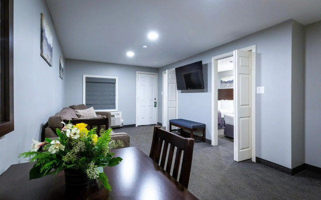 Mt Madison Inn & Suites