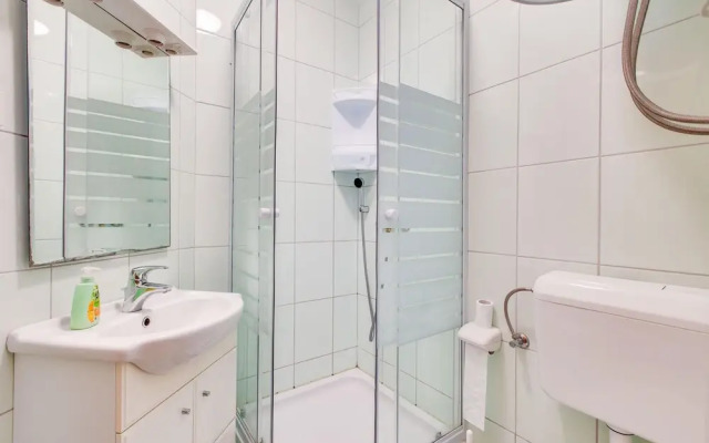Beautiful Apartment in Marsici With Wifi and 1 Bedrooms