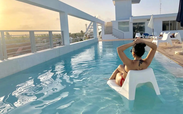 Everything Punta Cana - Pool & Beach