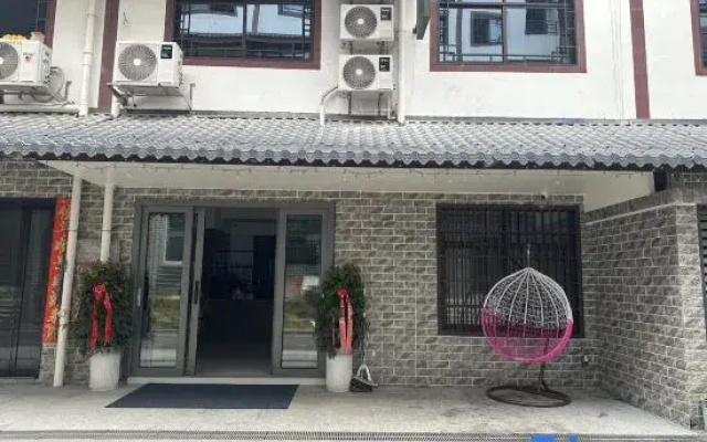 Xiyang Xiaozhu Homestay (Zhangjiajie West Station)