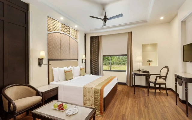 La Place Sarovar Portico, Lucknow