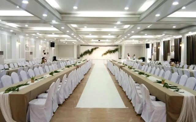 Rachawadee Resort and Hotel (SHA Extra Plus)