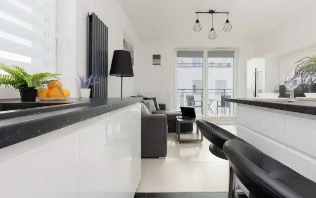 Szlachecka Apartment, Parking by Renters
