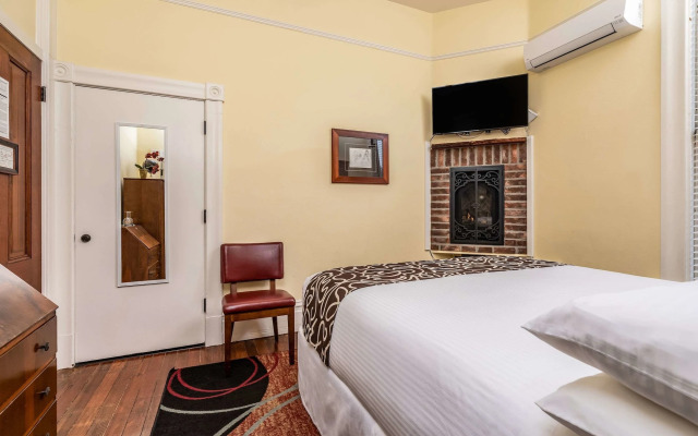 Holiday Inn Express & Suites Eagan - Minneapolis Area by IHG