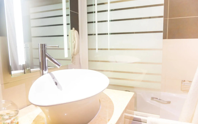 Best Western Premier Accra Airport Hotel