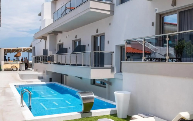 Sea Level Hotel