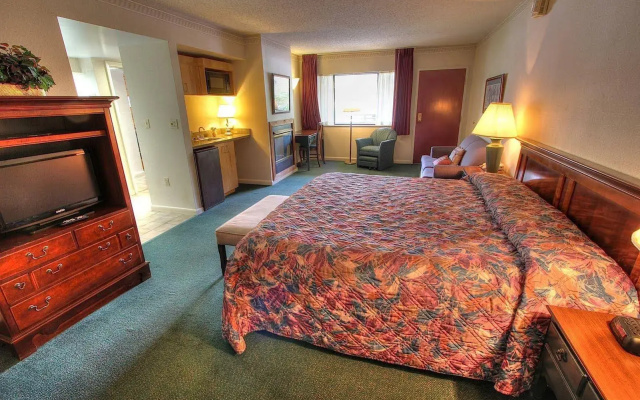 Отель Best Western Johnson's Inn Downtown Gatlinburg