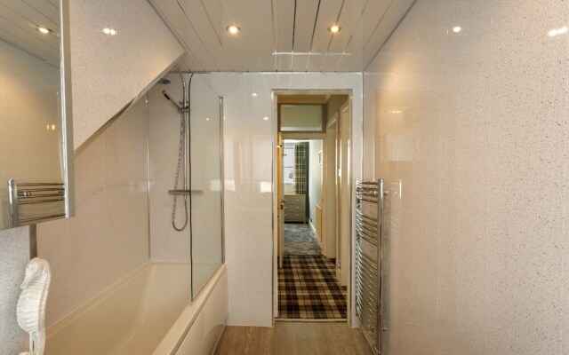 Warm And Welcoming Villa Perfect Home From Home