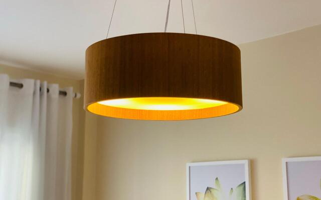 MRG - Charmoso 2D na Rua Coberta