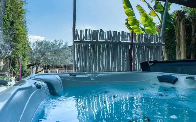 Gîte cévenol avec SPA et Piscine privatifs