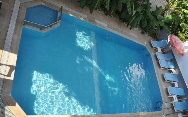 Hotel Lunay