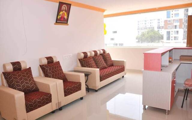 Ulo R2 Banquet and Room