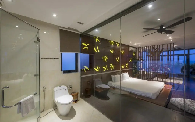 Sea Flower Hotel