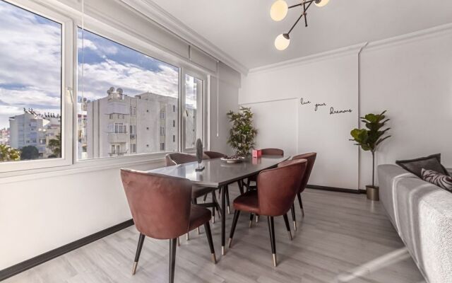Melissa's Suites