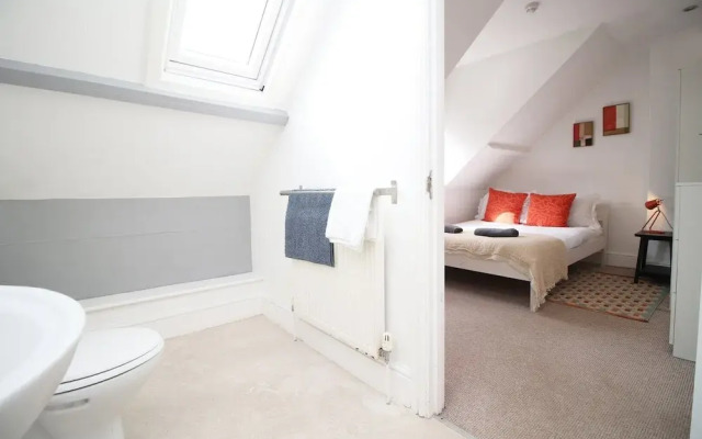 Chic & Spacious 1 Bed Flat in Pontcanna