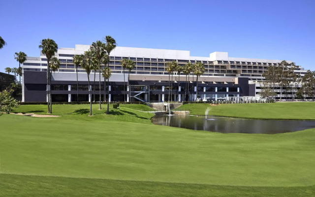 Westdrift Manhattan Beach, Autograph Collection by Marriott