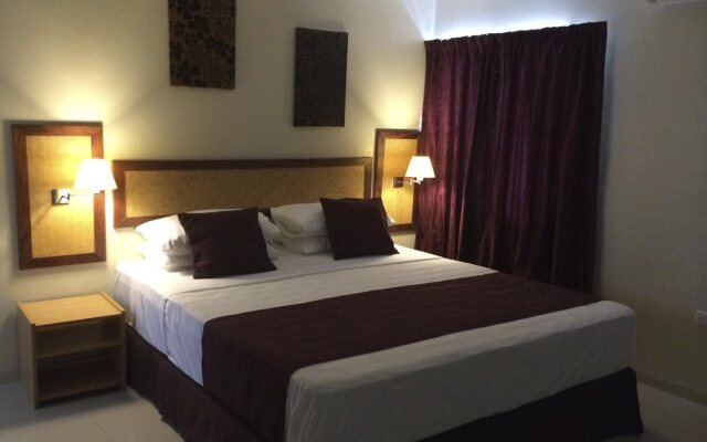 Victoria Palms Hotel