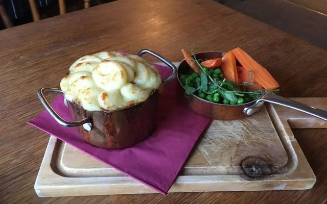 The Apple Tree Inn