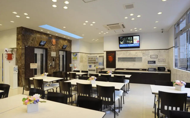 Toyoko Inn Osaka Tsutenkaku Mae