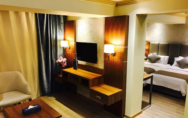 Gems Hotel