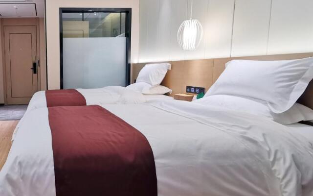 Gya Hotel Jurong England International