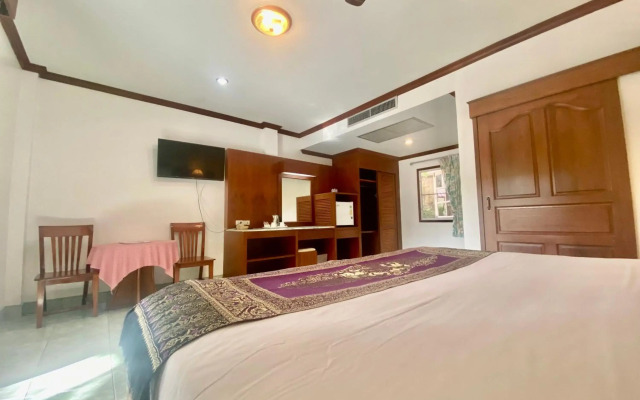 Patong Palace Hotel
