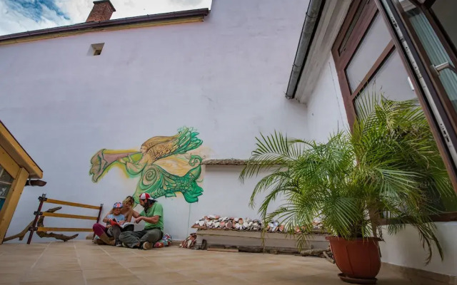 Mountain Tale - Hostel