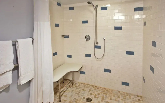 Ramada Seekonk/Providence Area