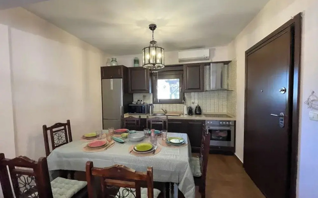 Stylish Maisonette With 3 Bedrooms in Vourvourou, Greece