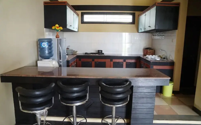 Aldeoz Ciater Cikole Villa Subang