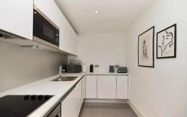 The Graham Park Hideout - Breathtaking 2bdr Flat With Balcony