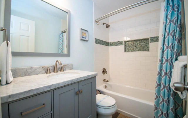 Beach Potato - 3404 Gulf Dr 5