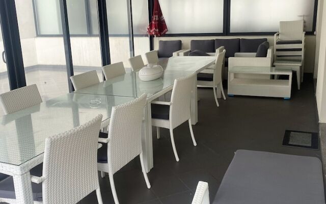 3 Bedroom Flat Aguiar