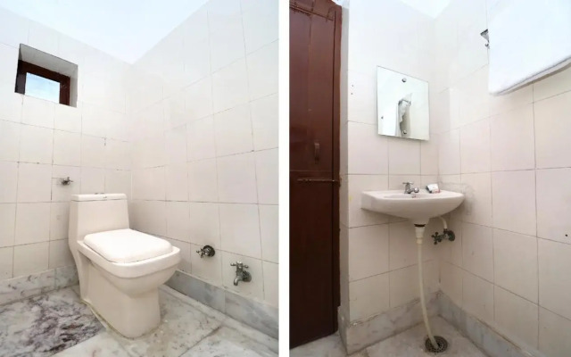OYO 23066 Shiv Guest House