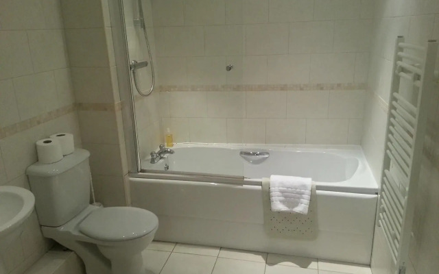 Victoria Cloisters Apartments