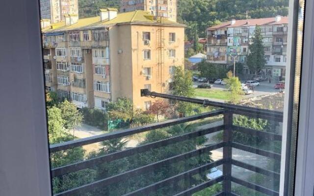 Сдаётся 1-комнатная квартира в г. Гагра