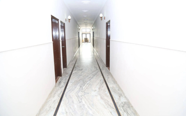 Pacific Inn Suryansh Hotel
