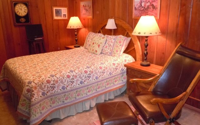 Sam Hughes Inn Bed and Breakfast