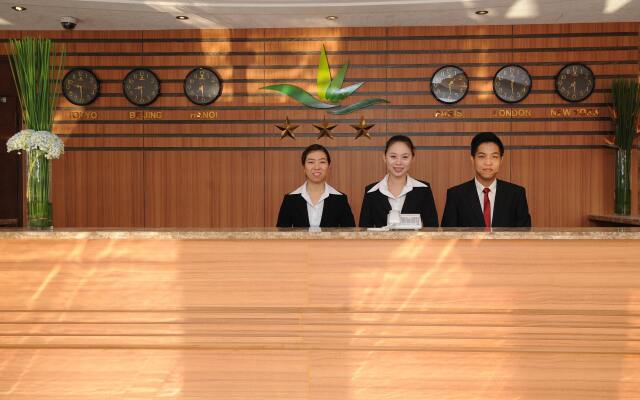 Happy Life Hotel