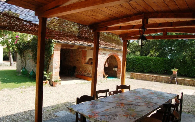 Two-room Apartment in the Middle of Tuscany