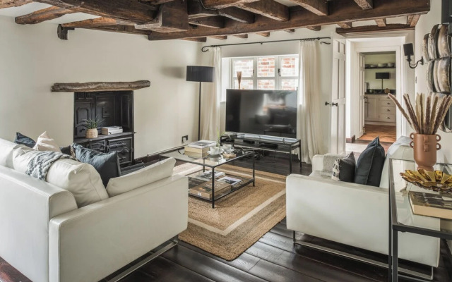 Lovely 3-bed House in West Malling, Kent