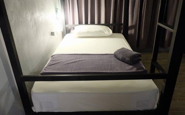 Zent & Bao Hostel