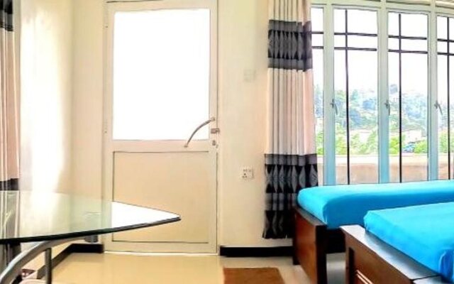 Kandyan Holiday Center