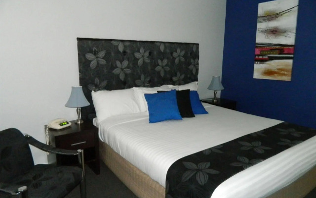 Orana Windmill Motel