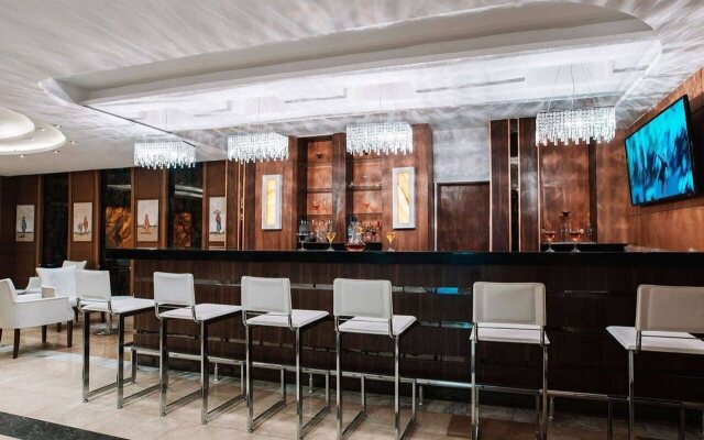 Diamond Hotel