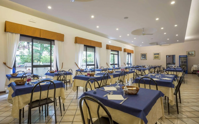 Hotel Dafne