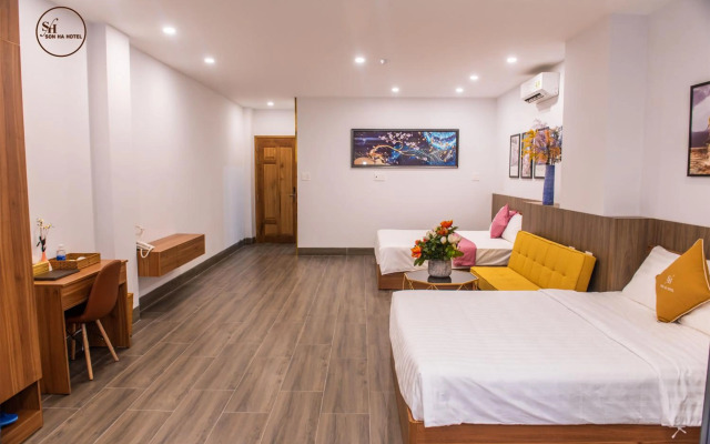 Son Ha Hotel