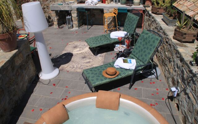 La Demeure Des Maitres